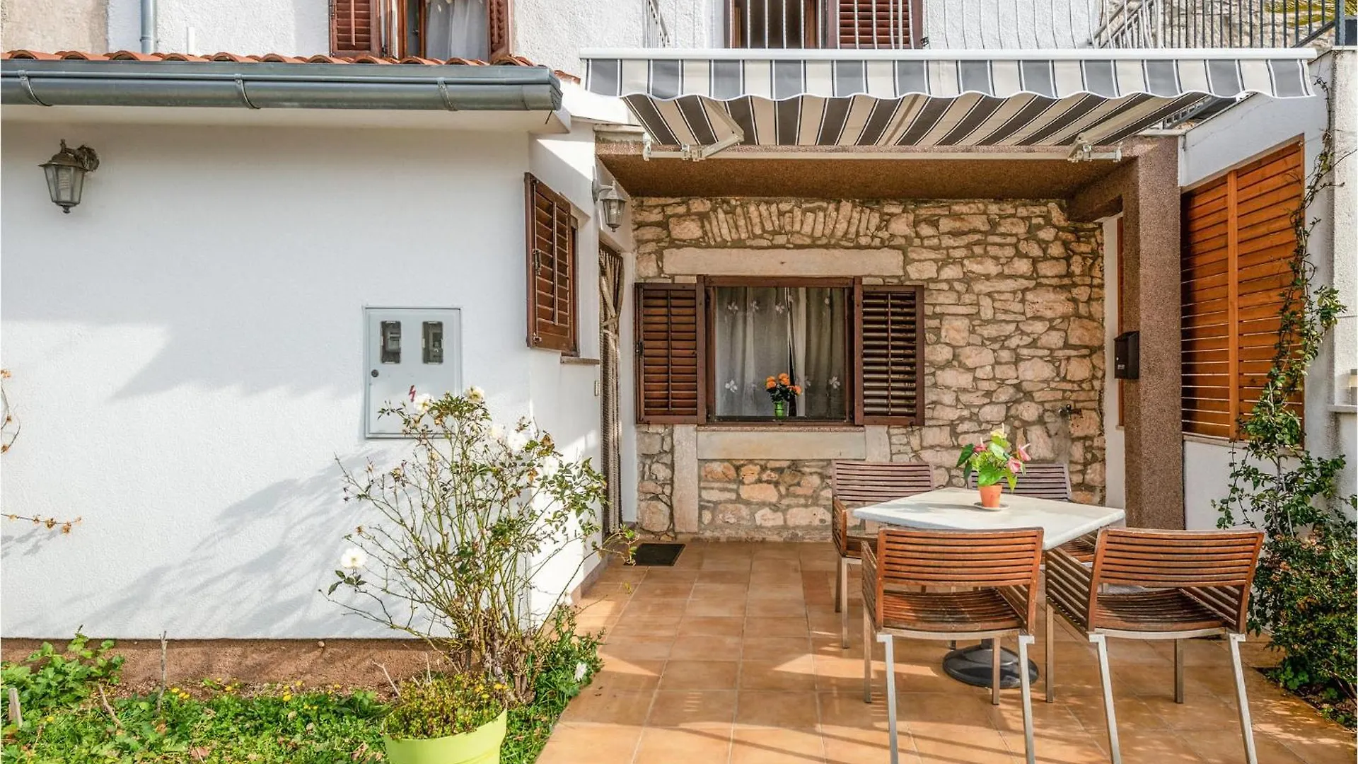 Cozy Home In Cokuni With Kitchen Mutvoran 0*,  Kroatien